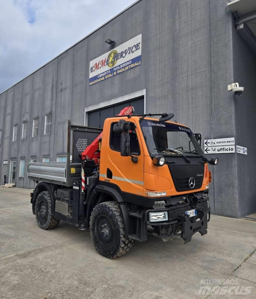 Unimog U20 自卸车