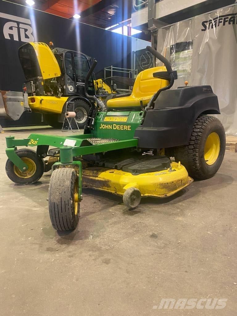 John Deere Z 425 骑乘式割草机
