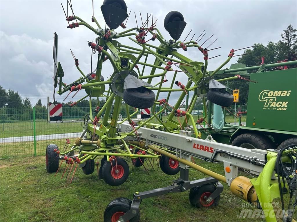 CLAAS Volto 1300 犁耙和摊草机