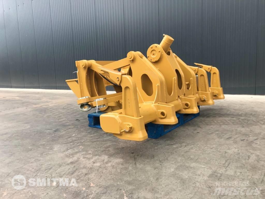 CAT 160M3 松土器