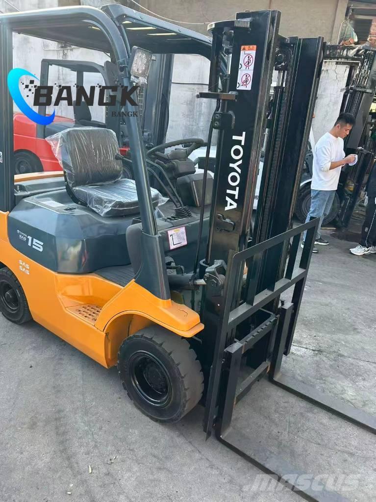 Toyota 15 柴油叉车