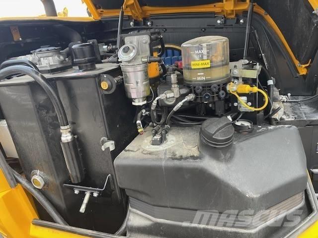 JCB 86 C-2 中型挖掘机