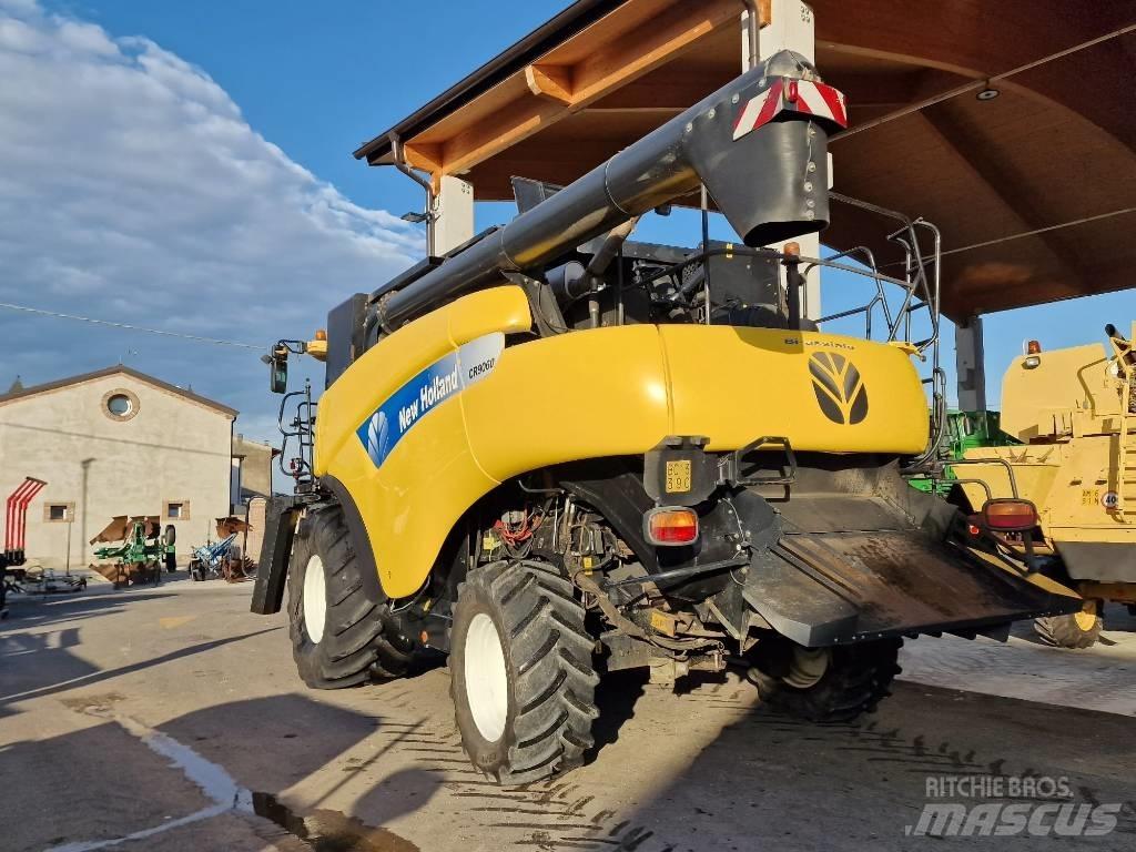 New Holland CR 9060 联合收割机