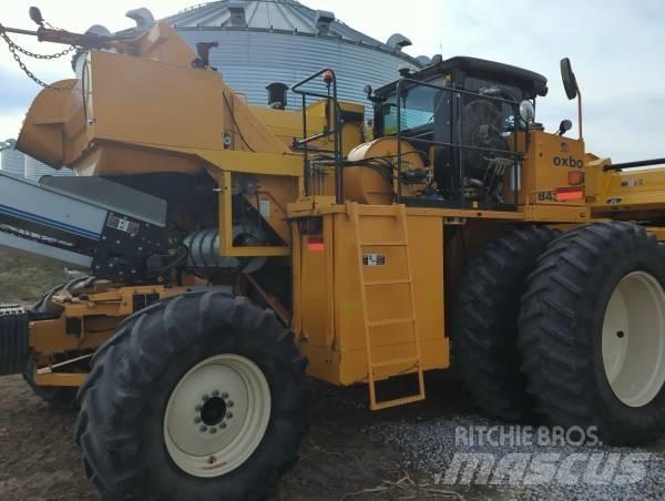 Oxbo 8345 Picker 其他根茎作物收获机械