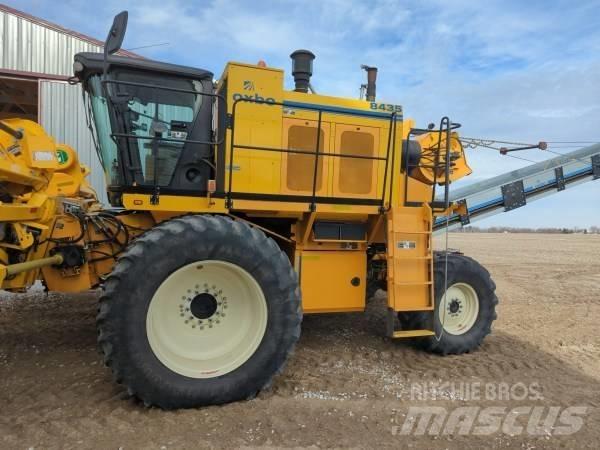 Oxbo 8345 Picker 其他根茎作物收获机械