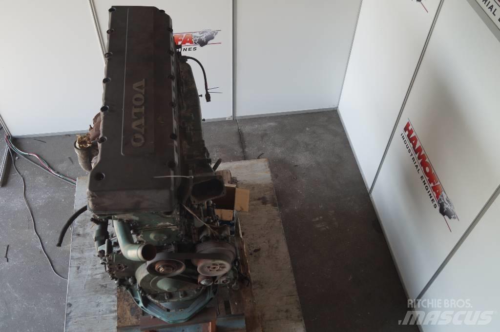 Volvo D12 FOR PARTS 发动机