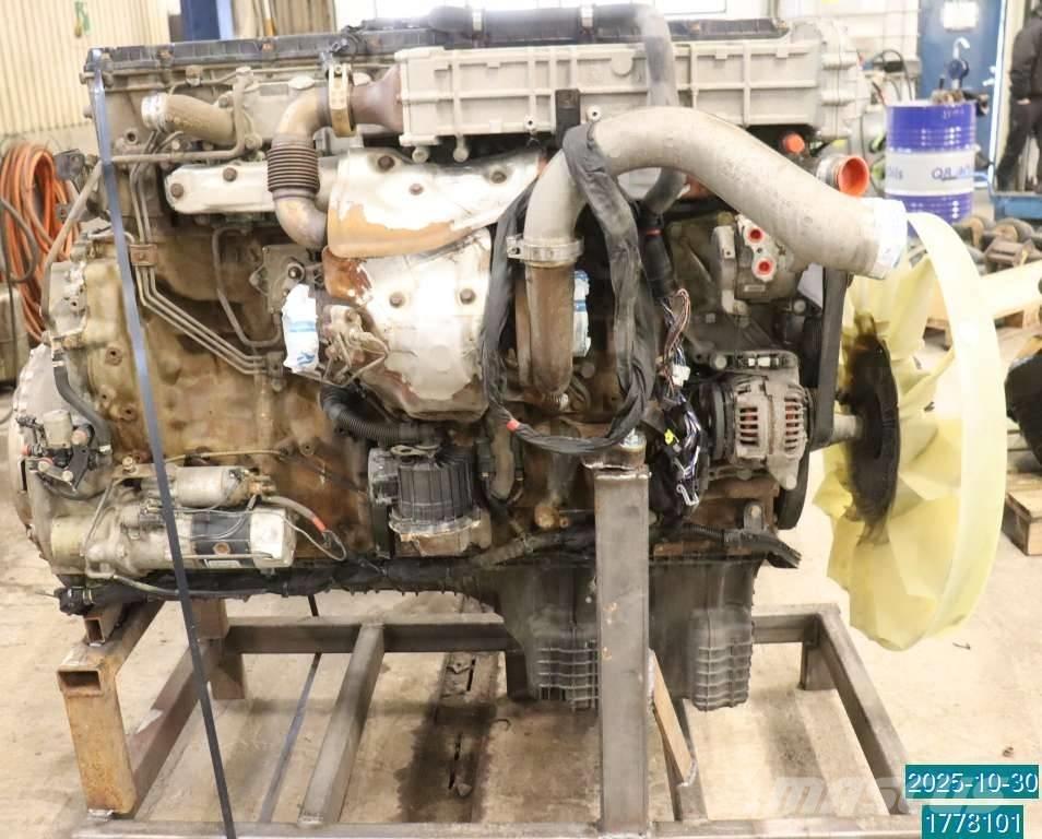 Mercedes-Benz actros 发动机