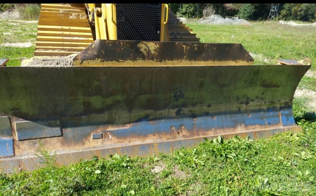 CAT D 6 N 履带式推土机