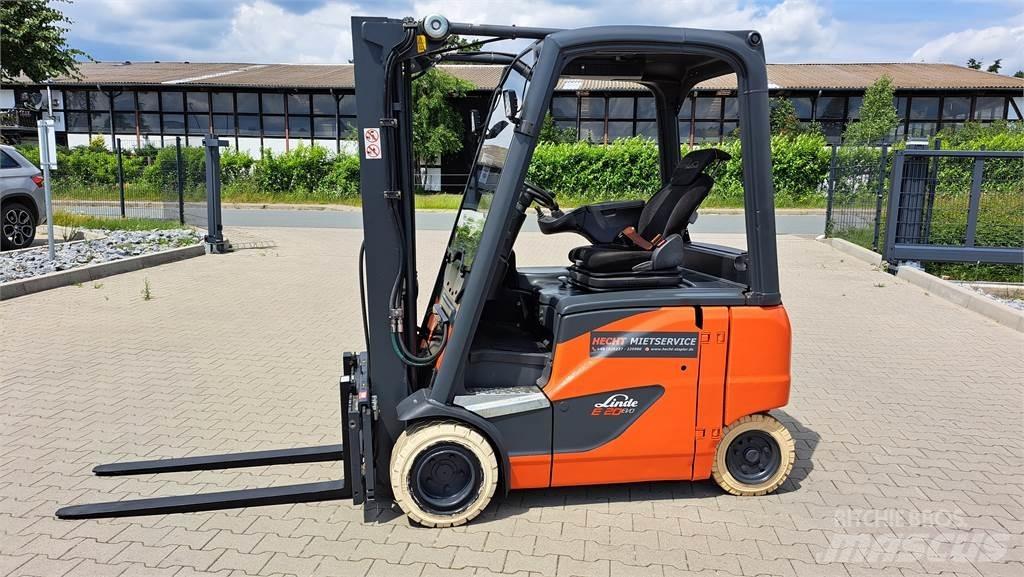 Linde E20PH-02 电动叉车