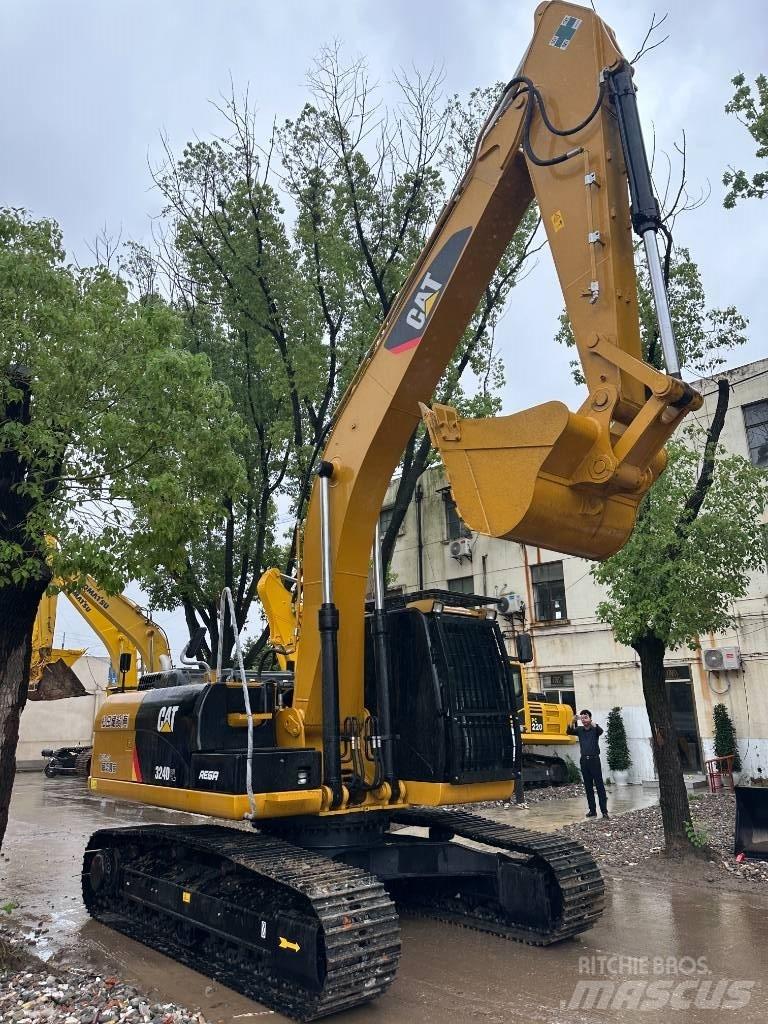 CAT CAT324D 中型挖掘机
