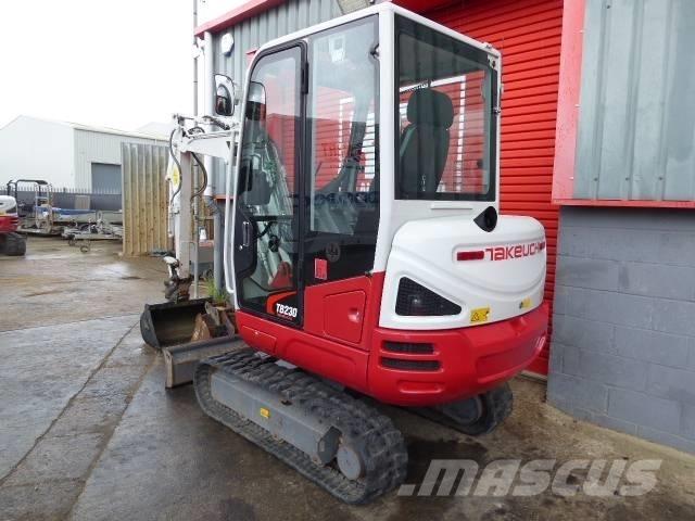 Takeuchi TB 230 小型挖掘机
