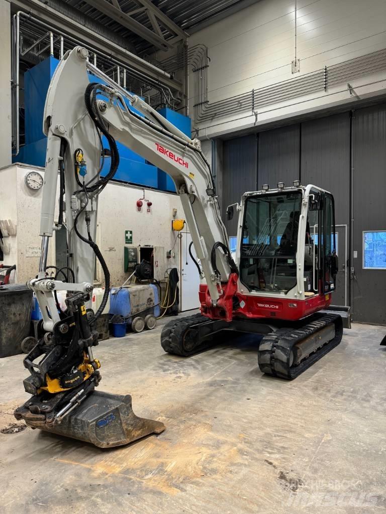 Takeuchi TB 260 小型挖掘机