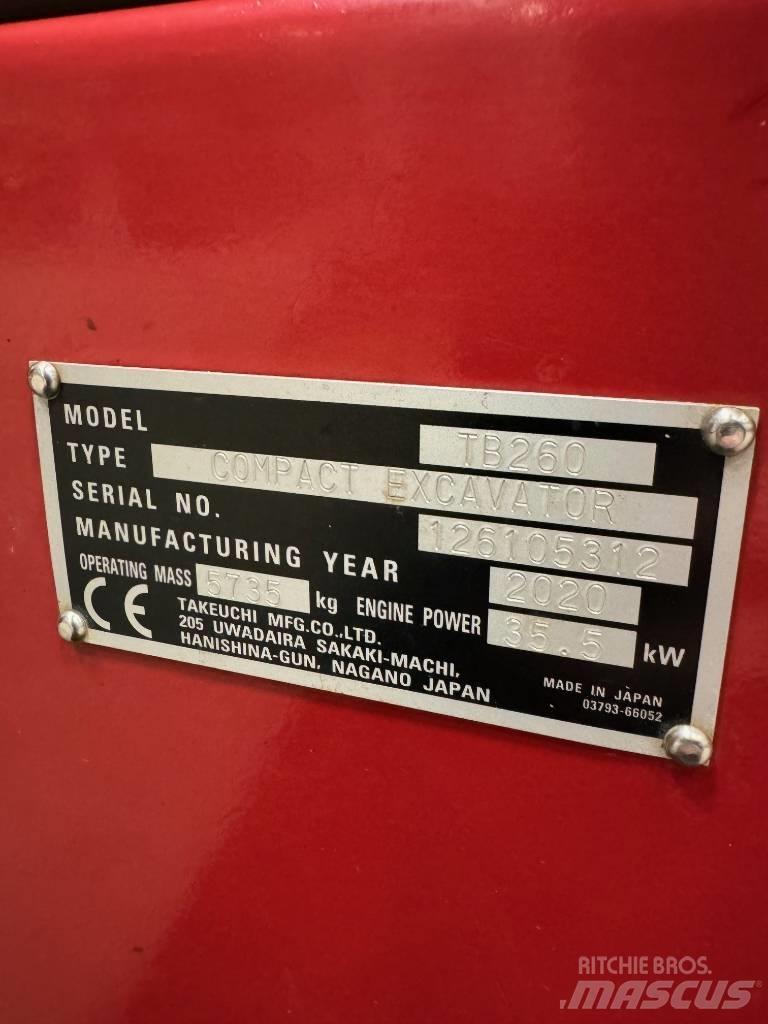 Takeuchi TB 260 小型挖掘机