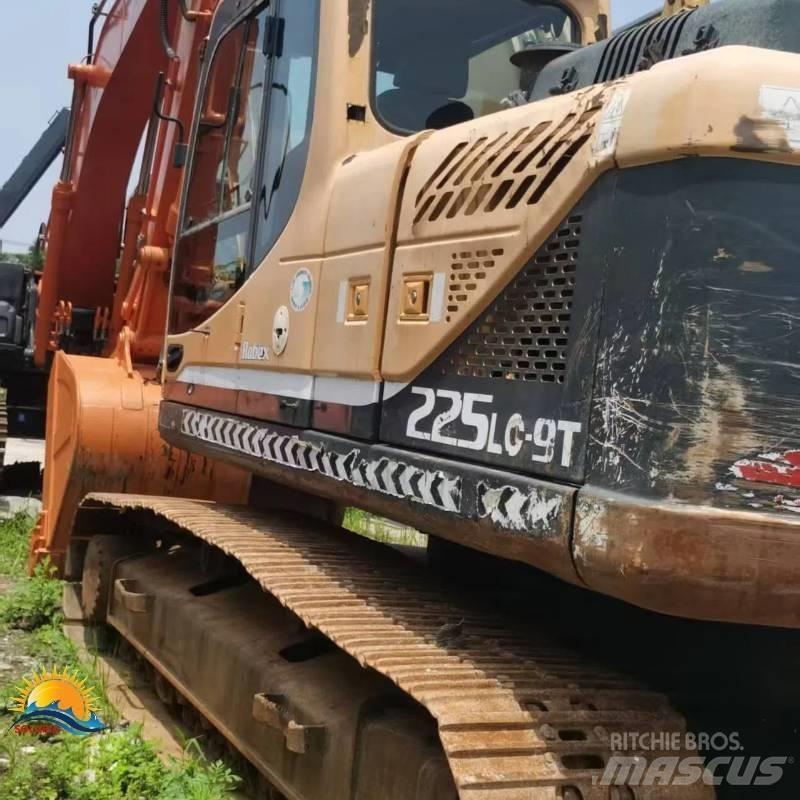 Hyundai 225lc-9t 中型挖掘机