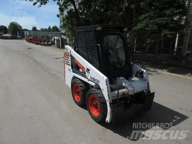 Bobcat 553 滑移装载机