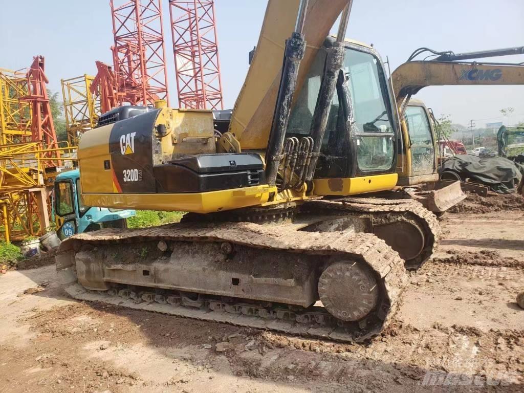 CAT 320 D 履带挖掘机