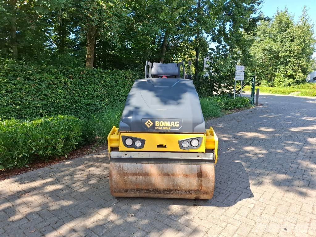 Bomag BW 120 AC-5 复合式压路机