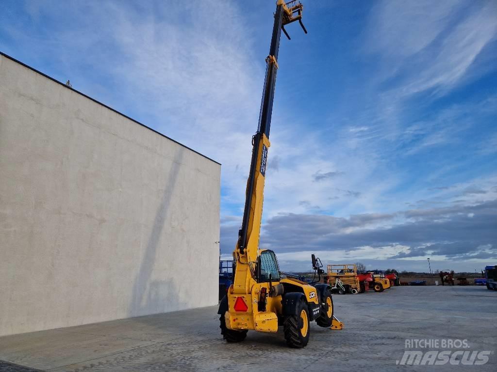 JCB 540-140  BC41 伸缩臂叉装车|叉装车