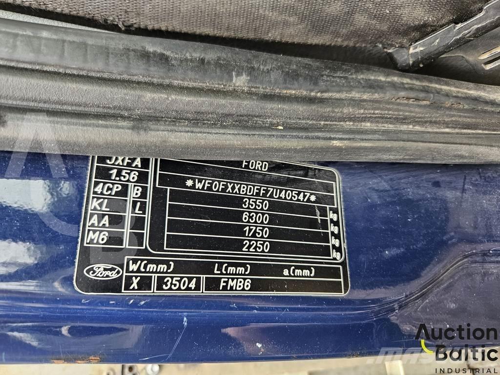 Ford Transit 自卸车