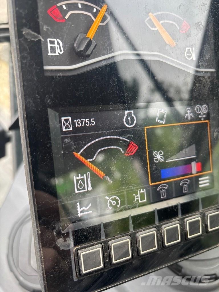 CAT 301.8 小型挖掘机