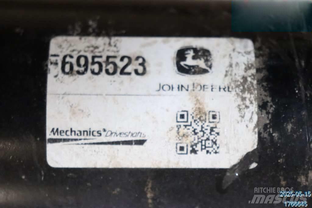 John Deere 1510G 集运机