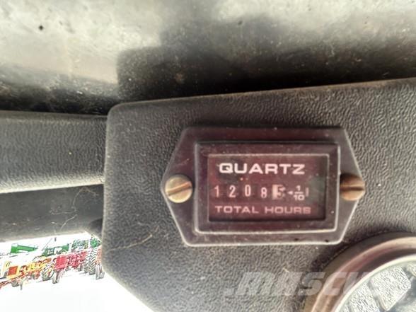 Bobcat 543B 滑移装载机