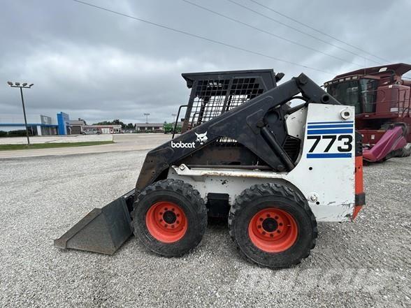 Bobcat 773 滑移装载机