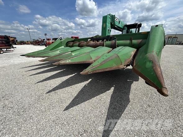 John Deere 653 联合收割机头