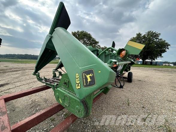 John Deere 893 联合收割机头
