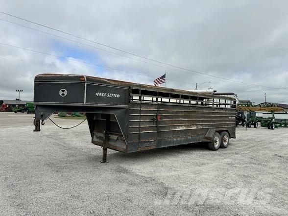  PACESETTER 24 动物运输拖车