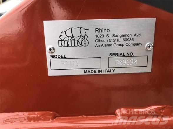 Rhino PT419H 犁耙和摊草机