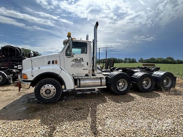 Sterling L9500 牵引车