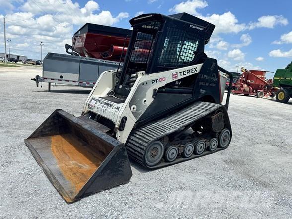 Terex PT80 滑移装载机