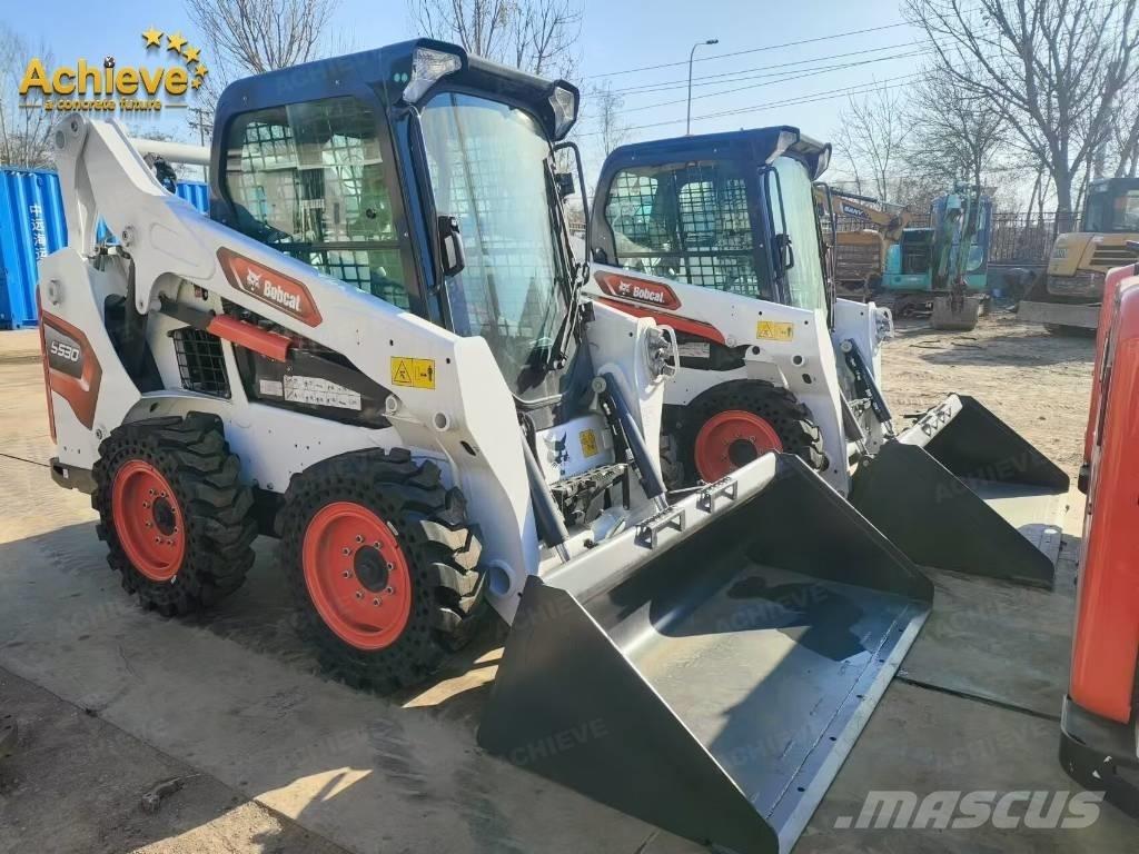 Bobcat S 530 滑移装载机