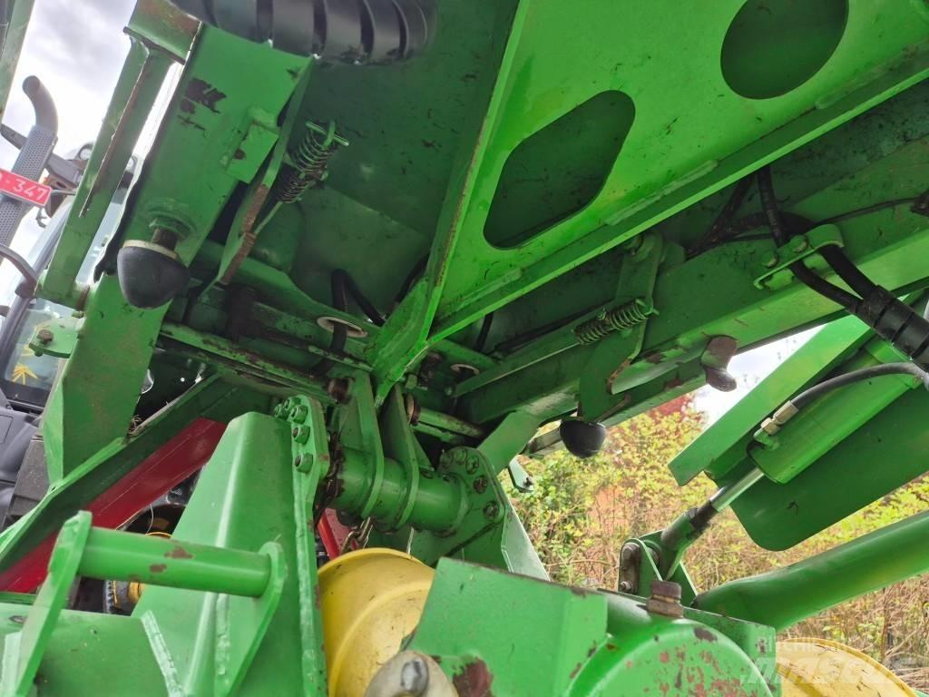 John Deere 131 割草调节装置