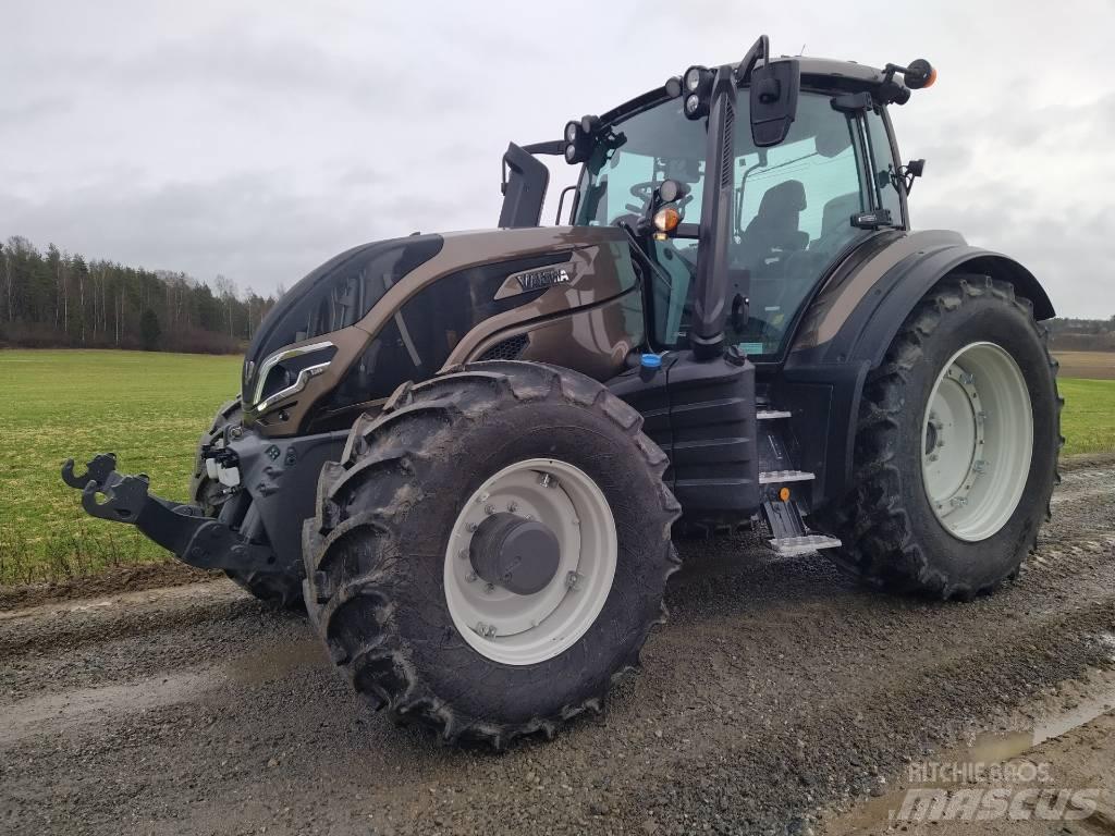 Valtra T 255 Versu 拖拉机/农用车