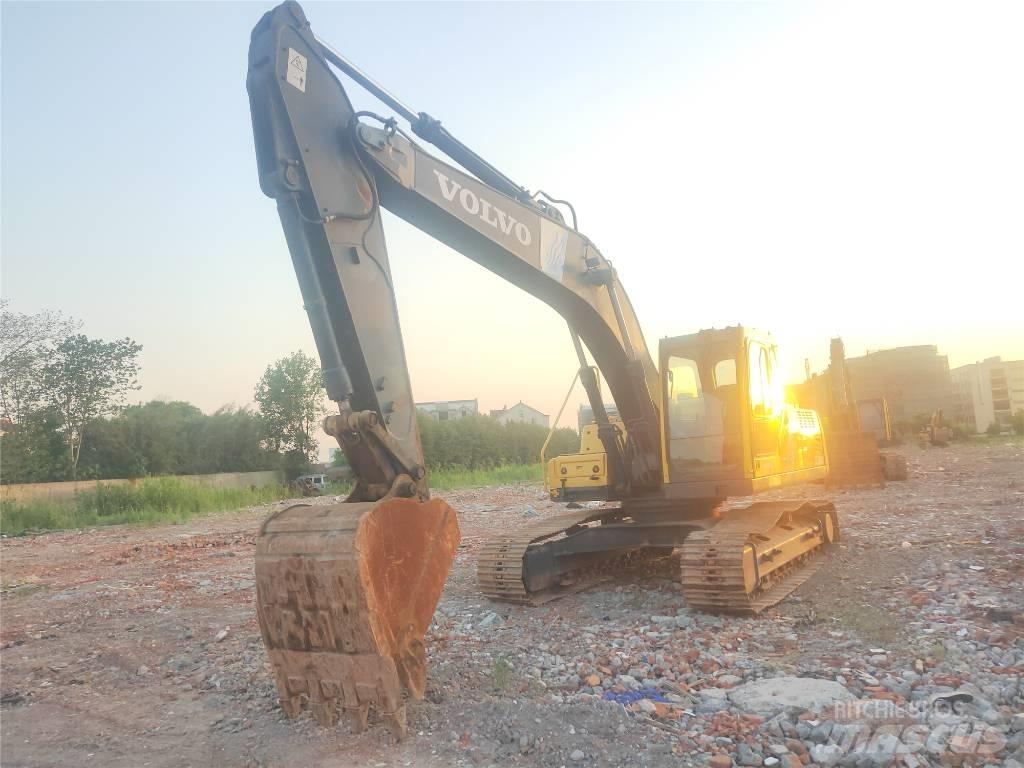 Volvo EC 210 B LC 履带挖掘机