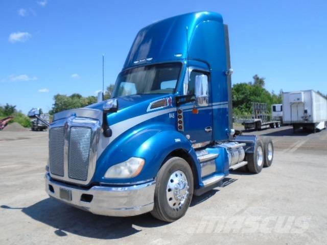 Kenworth T 680 牵引车