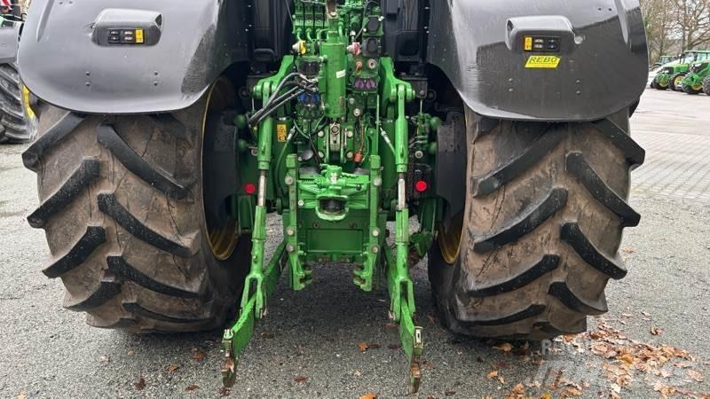 John Deere 6230 R 拖拉机/农用车