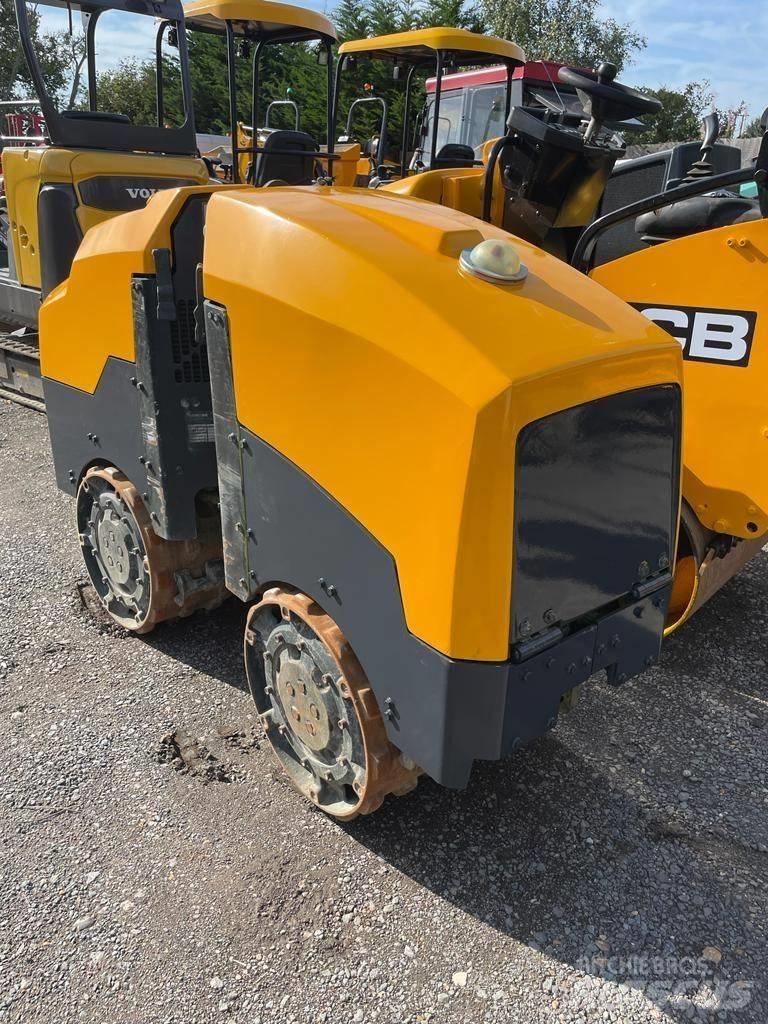 Ammann ARR 1575 土壤压实机