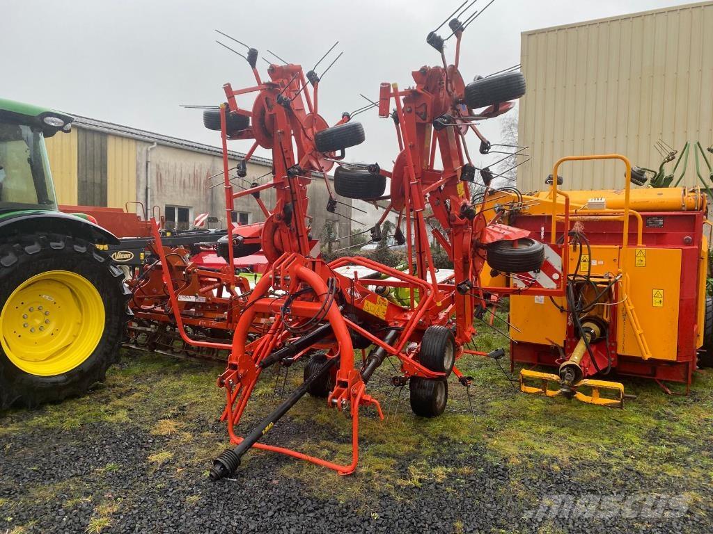 Kuhn GF8702 犁耙和摊草机