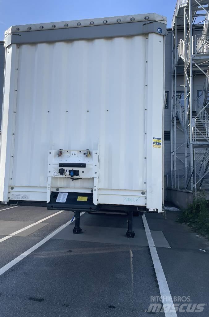 Krone SD 侧帘拖车