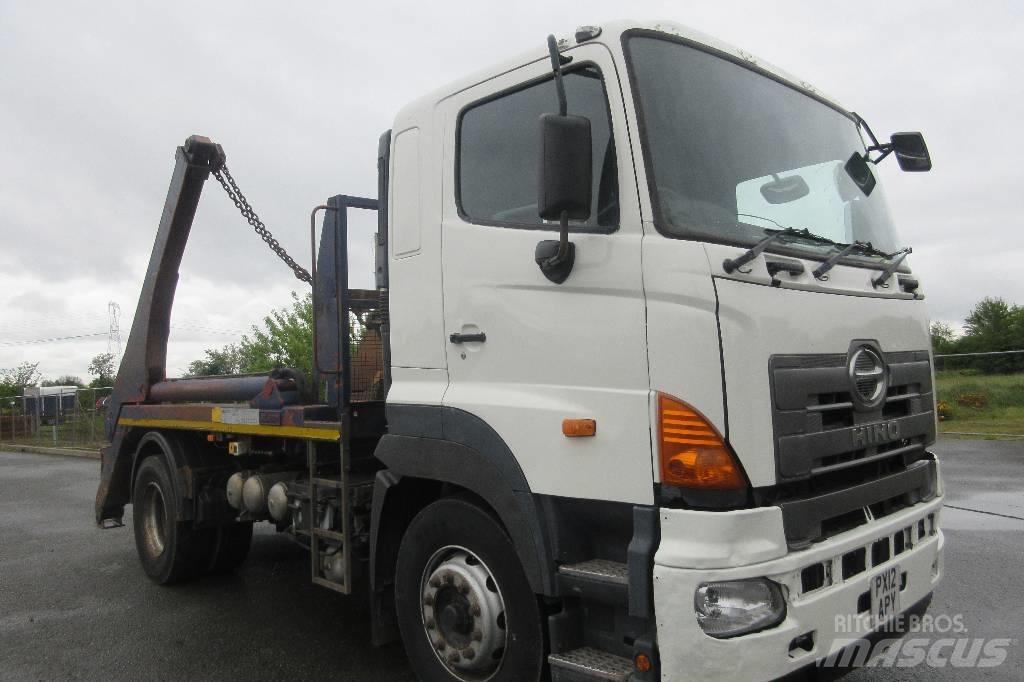 HINO 700 翻斗车