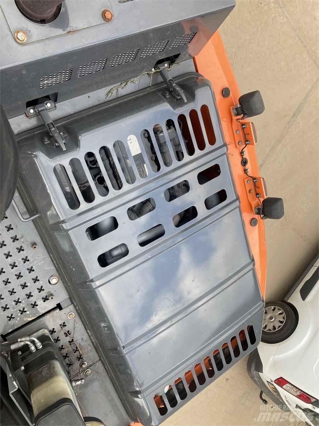 Doosan DX 170-5 W 轮式挖掘机