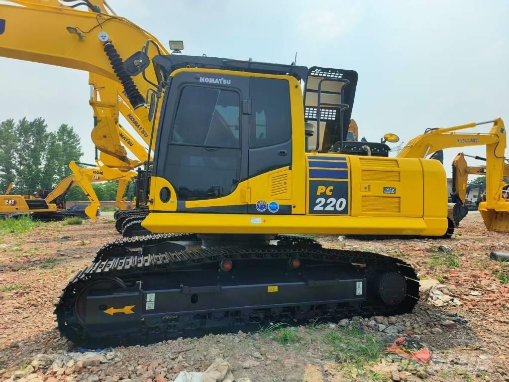 Komatsu PC 220-8 履带挖掘机