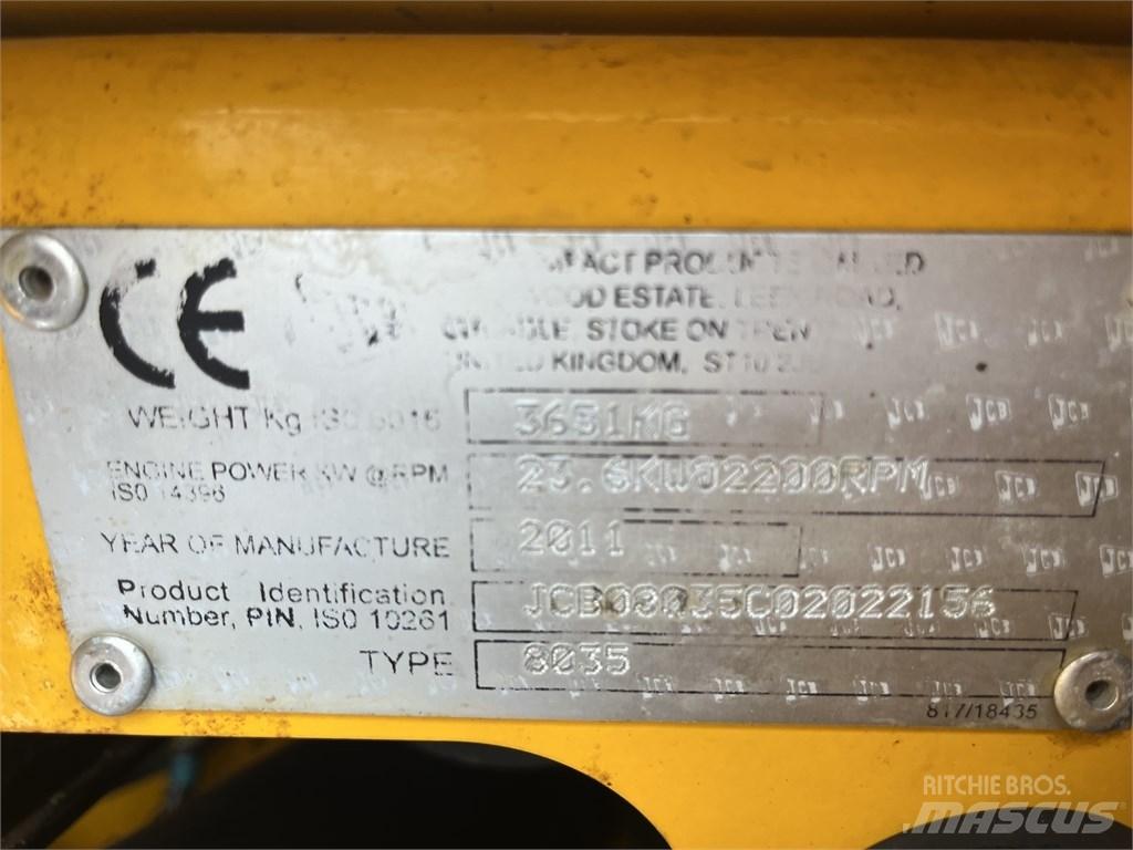 JCB 8035 ZTS 小型挖掘机