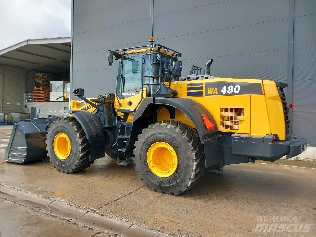 Komatsu WA480-8 轮式装载机