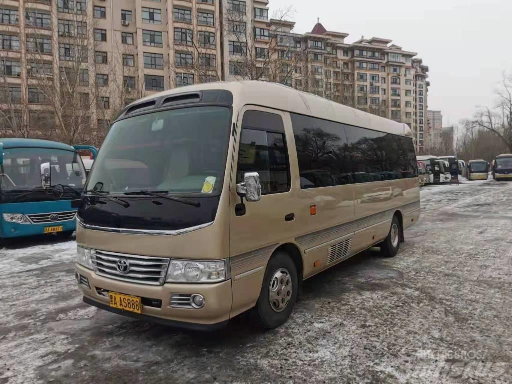 Toyota Coaster Bus 迷你巴士