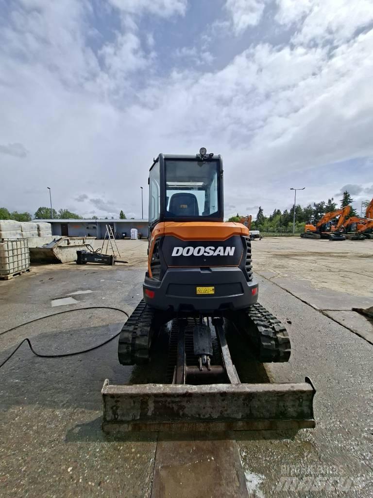 Doosan DX 35 Z 小型挖掘机