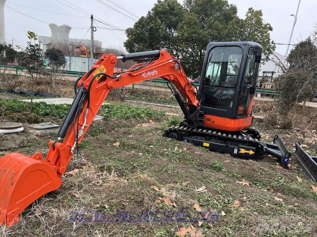 Kubota U 27 小型挖掘机